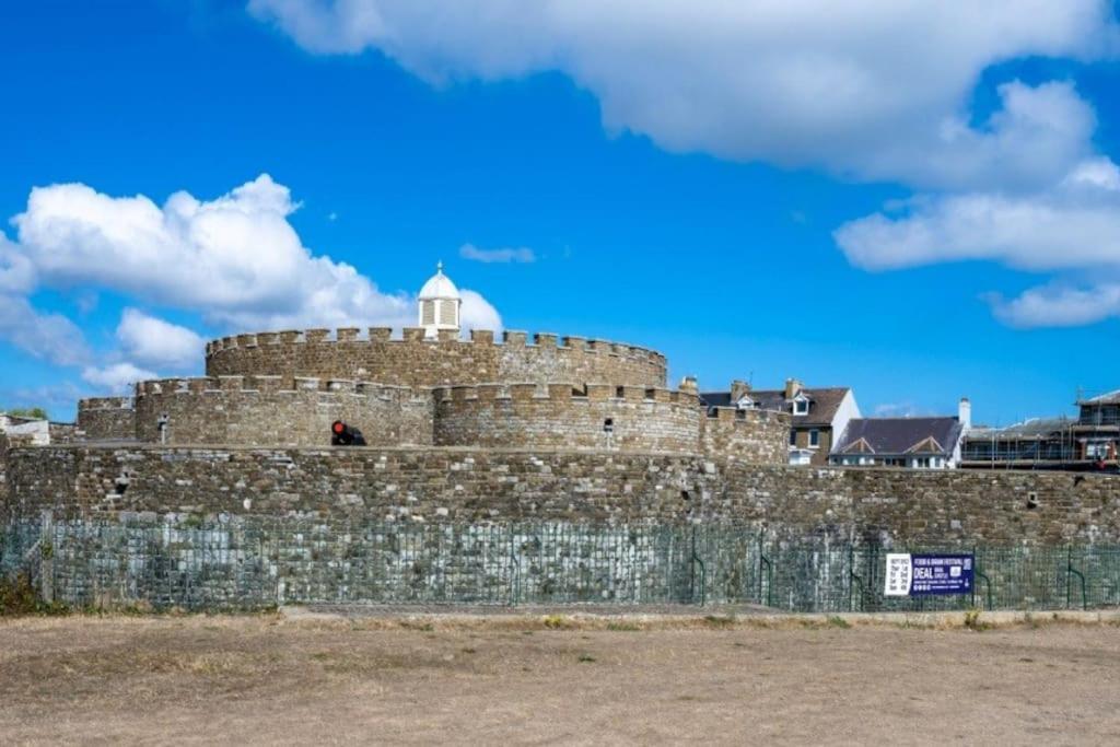Pilots Lodge By Deal Castle With Free Parking Kültér fotó